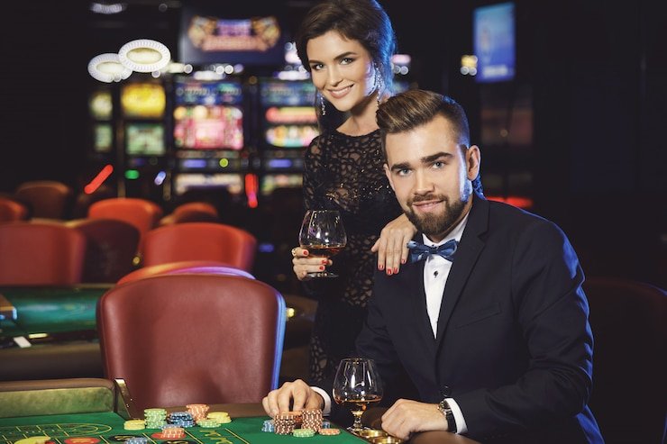 Mega Moolah reel symbols and progressive jackpot display on m303 slot interface